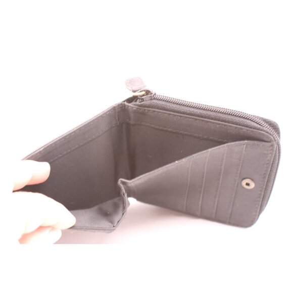 Liz Claiborne Crazy Horse Black Wallet Zip Snap Bi-Fold ID Card Holder Organizer - Picture 9 of 14